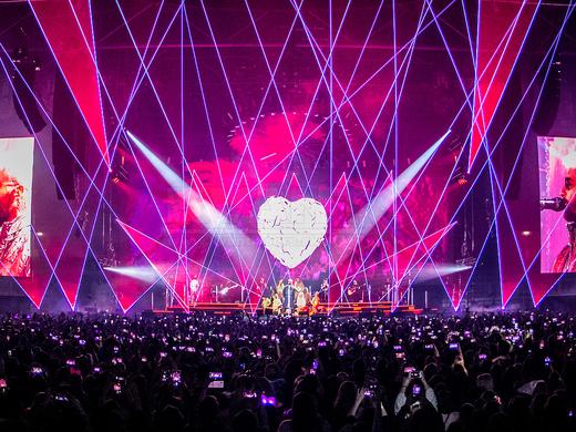 Maluma 1111 World Tour Kvant Lasers UK Laser Light Technology