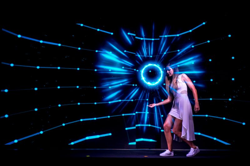 Holographic Projection by KVANT