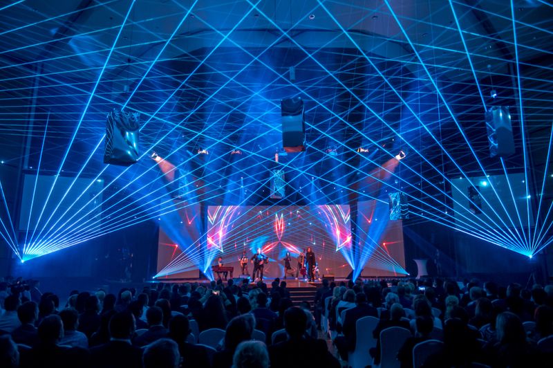 Allianz Evening lasers